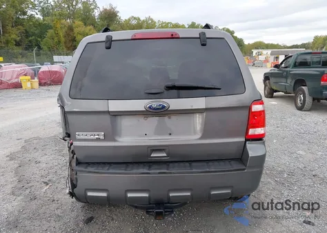 2011 Ford Escape Xlt from USA, damaged, VIN 1FMCU0D79BKB58462